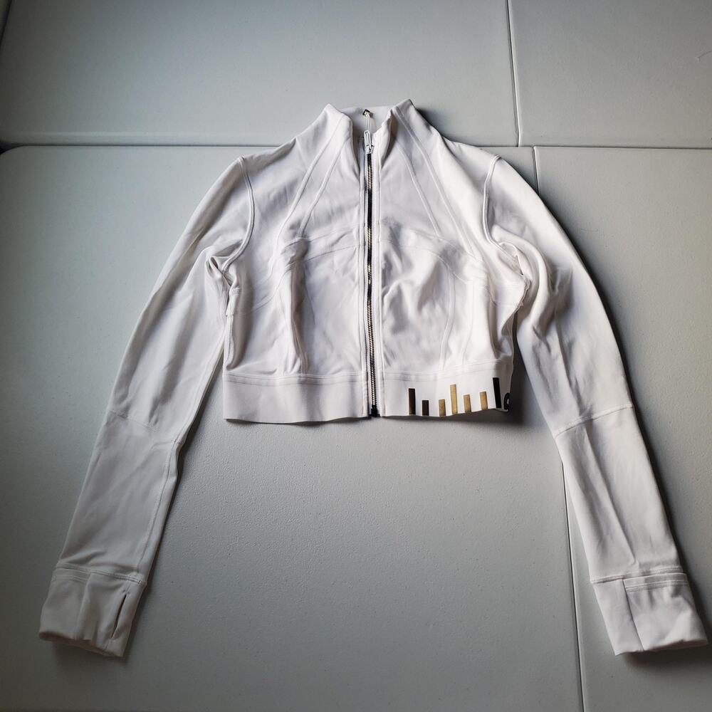 Lululemon Define Jacket Womens 8 RARE Special Edition White Cropped Full Zip